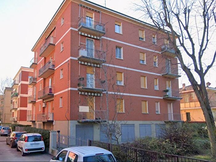 Appartamento trilocale in affitto in Via dei Carbonari, Centro Garibaldi, Casalecchio di Reno
