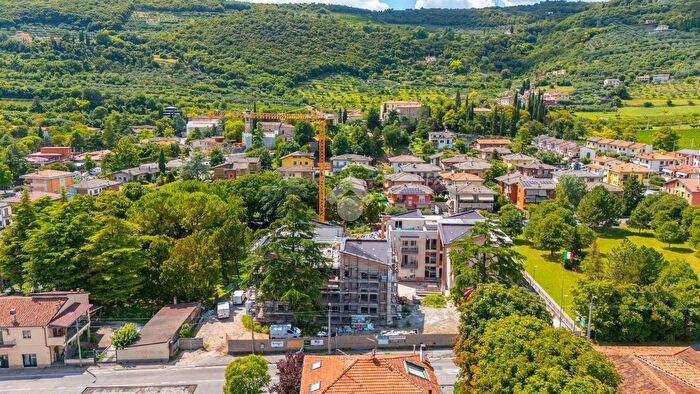 Appartamento bilocale in affitto in Via Valpantena, Verona