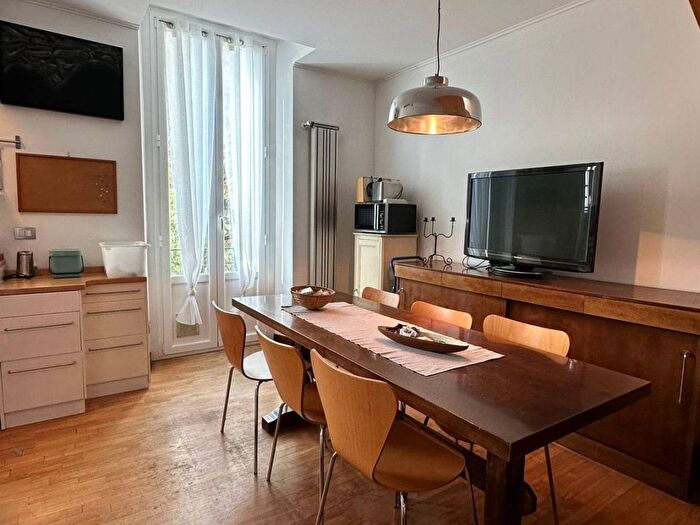 Appartamento quadrilocale in affitto in Via Stendhal, Solari, Milano