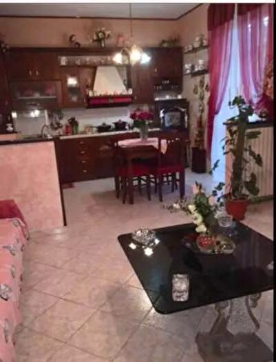 Appartamento trilocale in vendita in Via San Rocco, Vignanello