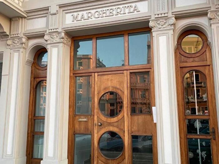 Appartamento bilocale in affitto in Piazza Giacomo Puccini, Città Giardino, Viareggio