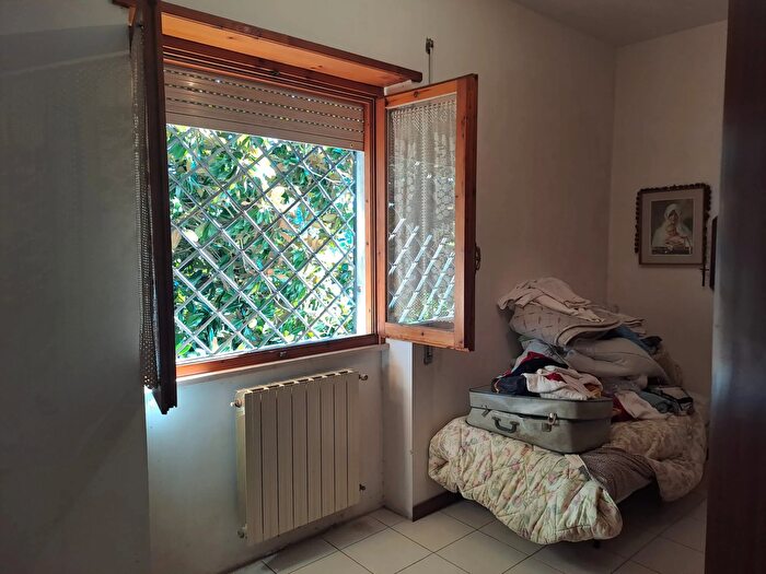 Casa quadrilocale in vendita in Via Colle dOro, Velletri