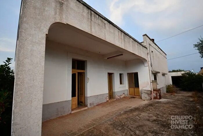 Casa in vendita in Contrada Figazzano Cisternino Brindisi Cisternino, Cisternino