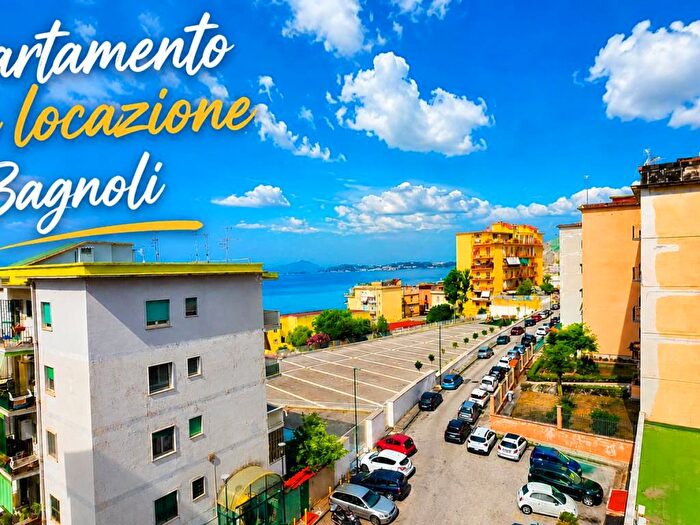 Appartamento trilocale in affitto in Via Caio Asinio Pollione, Bagnoli, Napoli