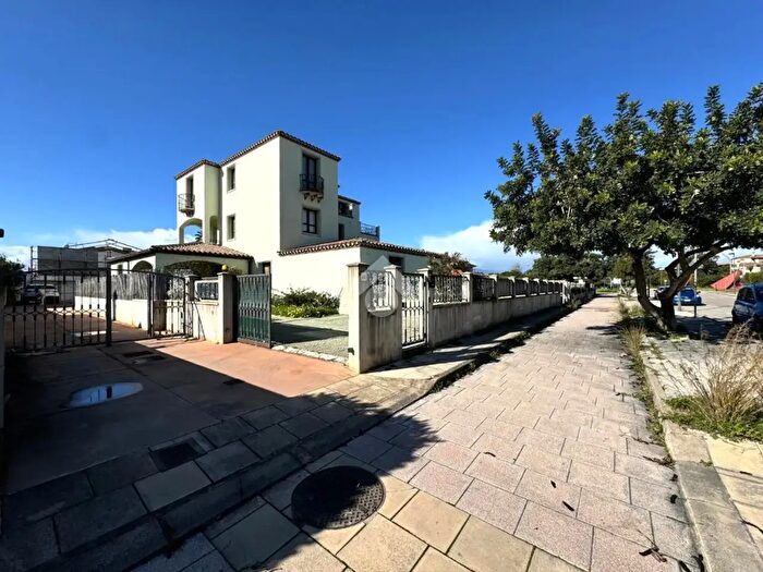 Appartamento quadrilocale in vendita in Viale Europa, Tortoli