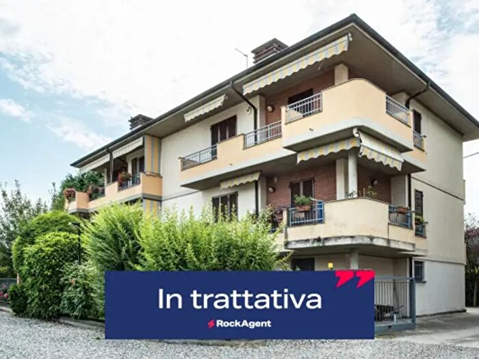 Appartamento trilocale in vendita in Via a De Gasperi, Portalbera