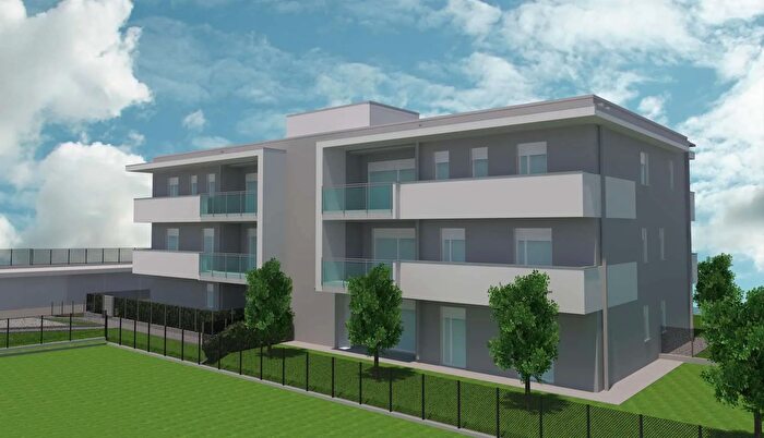 Appartamento quadrilocale in vendita in Via Primo Maggio, Tavernerio