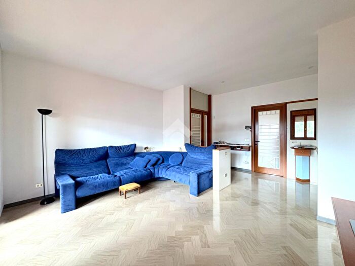 Appartamento quadrilocale in vendita in Via Busca, Santarcangelo Di Romagna