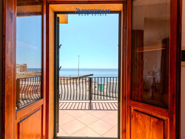 Appartamento trilocale in affitto in piazza stella maris, Calabernardo, Noto