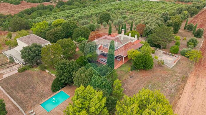 Casa con 7 locali in vendita in Contrada Tortorella, Monopoli