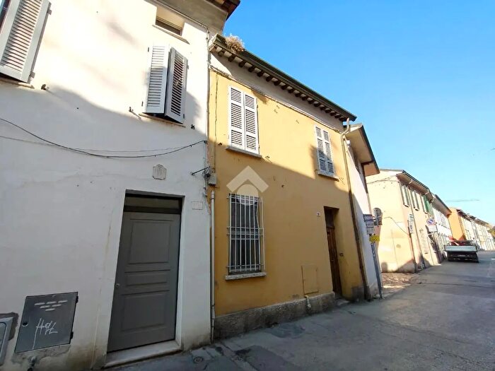 Appartamento quadrilocale in vendita in Via Pier Traversari, Ravenna