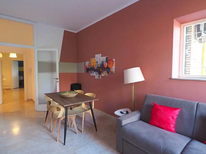 Appartamento trilocale in vendita in Viale di Trastevere, Roma