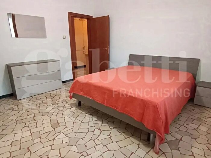 Appartamento trilocale in affitto in Via Spadini, Bologna