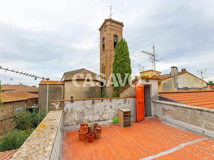 Appartamento con 5 locali in vendita in Via Guido Martini, Montespertoli