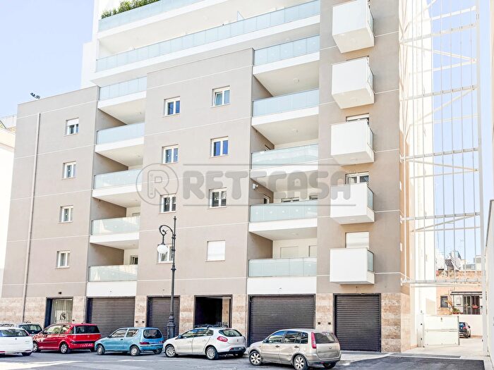 Appartamento trilocale in affitto in Via Piave, Bisceglie