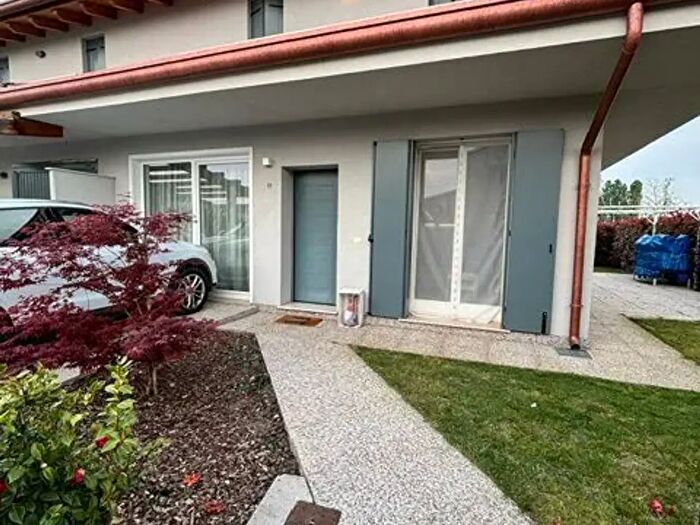 Casa con 6 locali in vendita in Rovigo