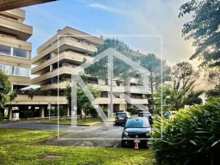 Appartamento bilocale in vendita in Via Luigi Gastinelli, Roma