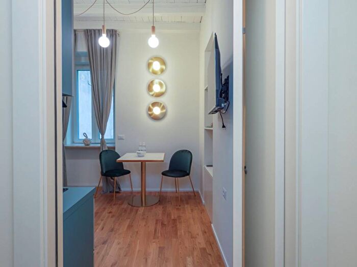 Appartamento monolocale in affitto in Bocconi, Milano