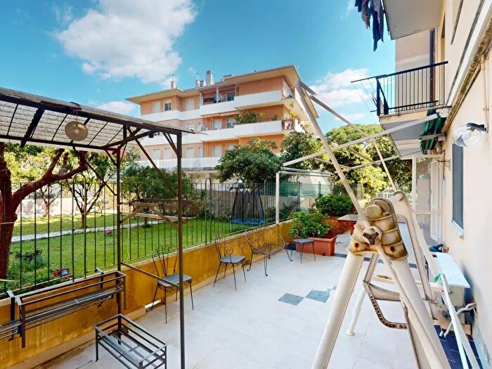 Appartamento in vendita in Via N Fabrizi, Genova