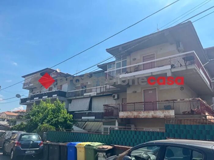 Appartamento trilocale in affitto in Via Poggio d'Aquila, Catania