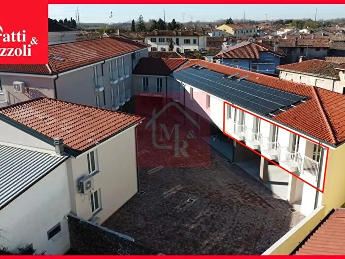 Appartamento trilocale in vendita in Villesse