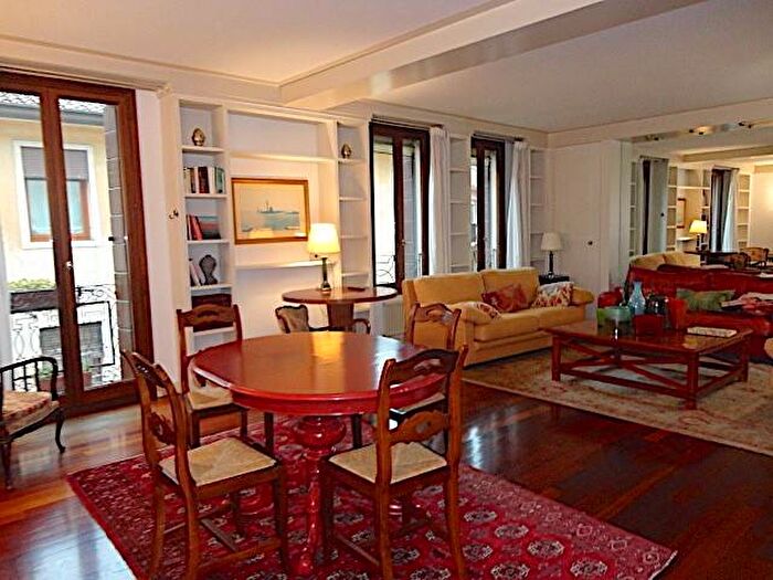 Appartamento quadrilocale in affitto in Via Belle Parti, Piazze Duomo, Padova