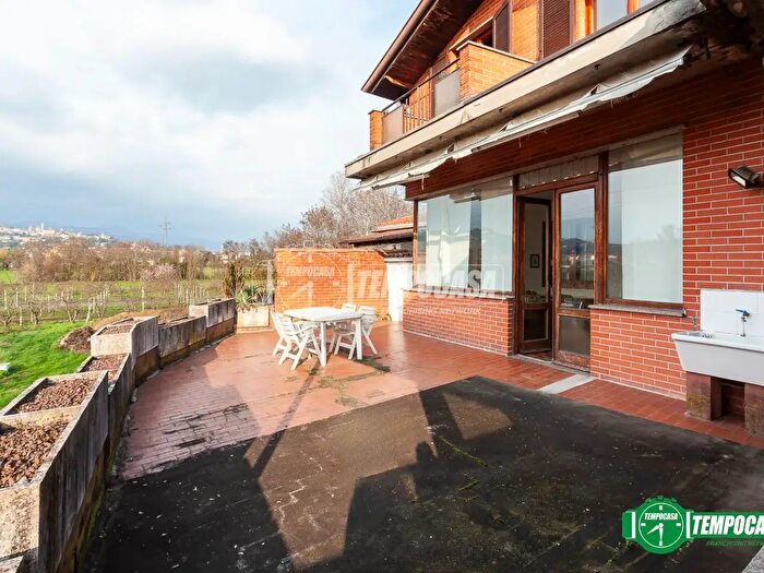 Appartamento quadrilocale in vendita in Via Guerrazzi, Bergamo