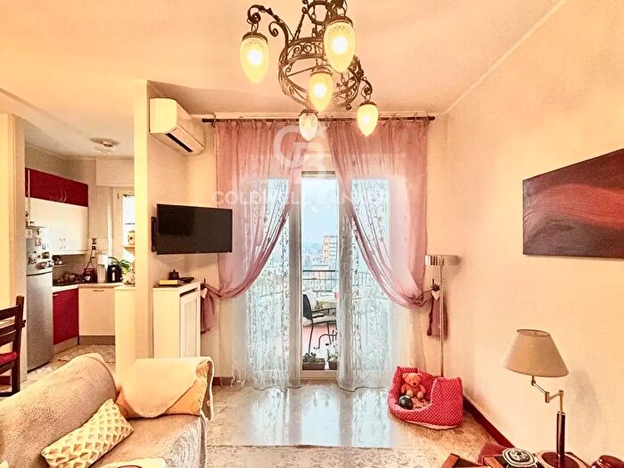 Appartamento trilocale in vendita in Via Milano, Garbagnate Milanese