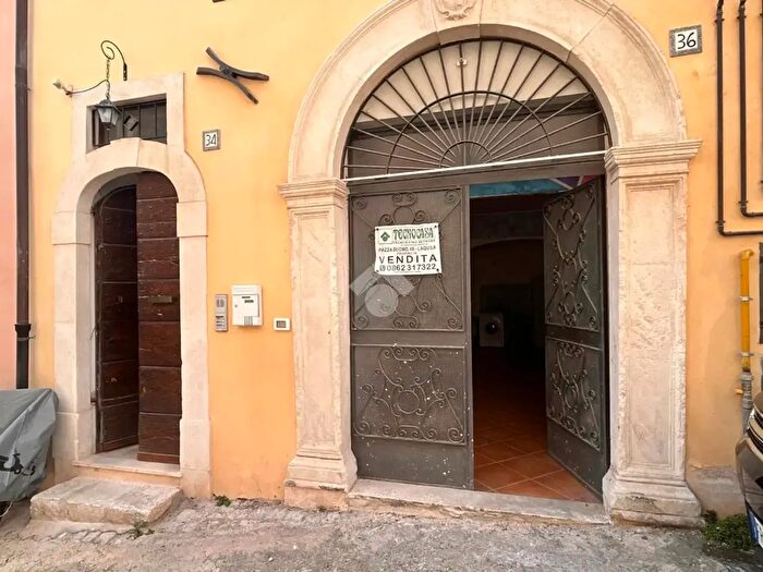Appartamento bilocale in vendita in Via del Falco, LAquila