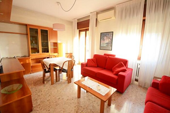 Appartamento trilocale in vendita in Via Antonio Gramsci, Cavenago Di Brianza