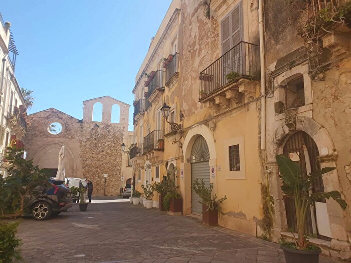 Appartamento monolocale in vendita in Piazza del Precursore, Siracusa