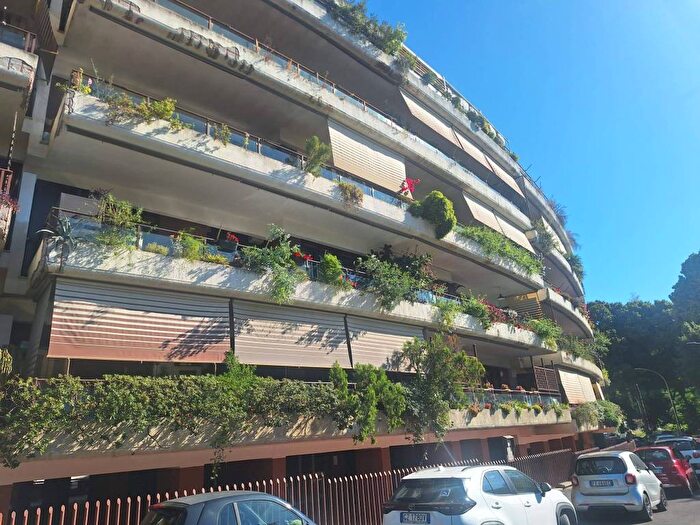 Appartamento bilocale in affitto in Via Andrea del Castagno, Tintoretto, Roma