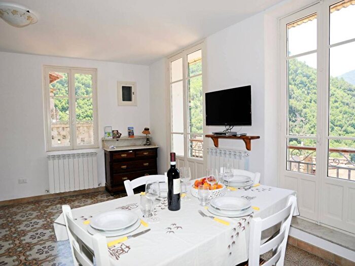 Appartamento monolocale in affitto in Vicolo Carriera Piana, Centro, Pigna