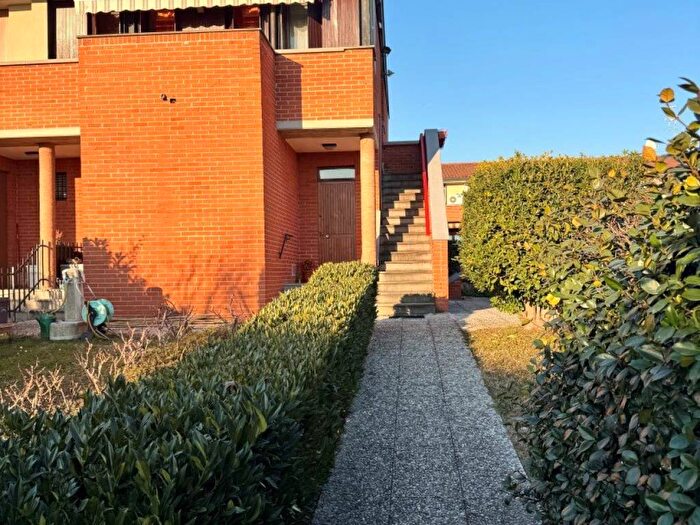Appartamento bilocale in affitto in Via Giovanni Pascoli, Ponte Cingoli, Rodengo Saiano