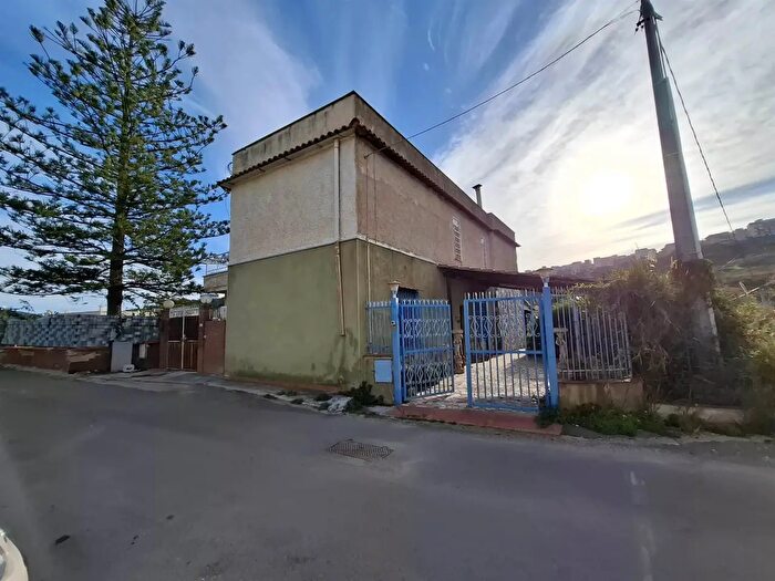 Casa trilocale in vendita in Casteldaccia