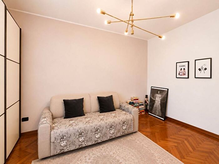 Appartamento bilocale in affitto in Via Val Passiria, Bologna Sulmona, Milano