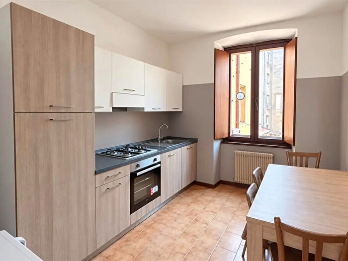Appartamento quadrilocale in affitto in Trieste