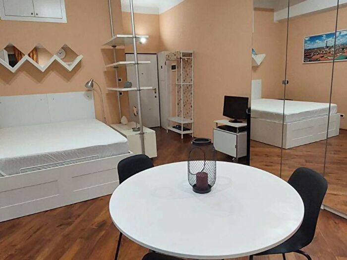 Appartamento monolocale in affitto in Via delle Tovaglie, Castiglione Tribunale, Bologna