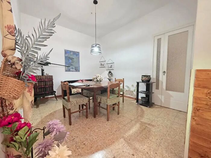 Appartamento trilocale in vendita in Diramazione Terza Via Ciccarello, Reggio di Calabria