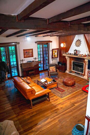 Casa con 16 locali in vendita in Rivergaro