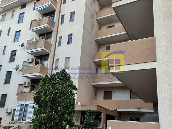 Appartamento trilocale in vendita in Via Legnago, Brindisi