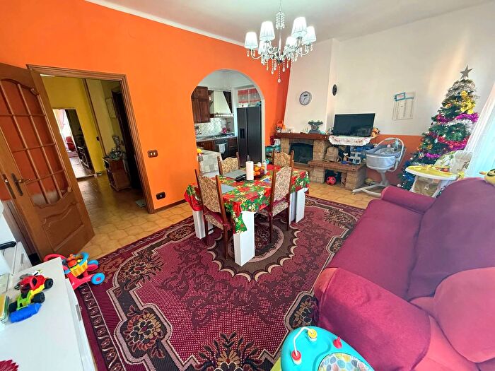 Appartamento con 5 locali in vendita in Novi Ligure