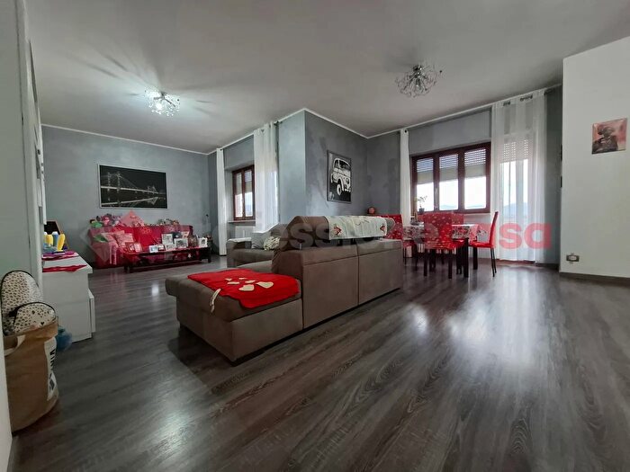 Appartamento con 5 locali in vendita in Via Marsicana, Sora