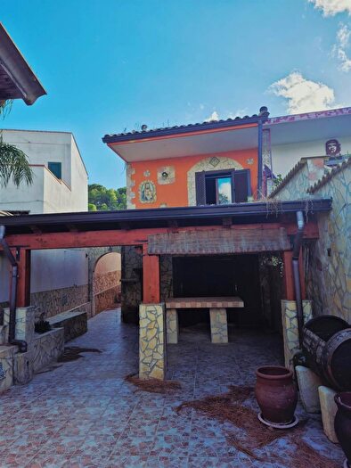 Casa quadrilocale in vendita in Sciacca