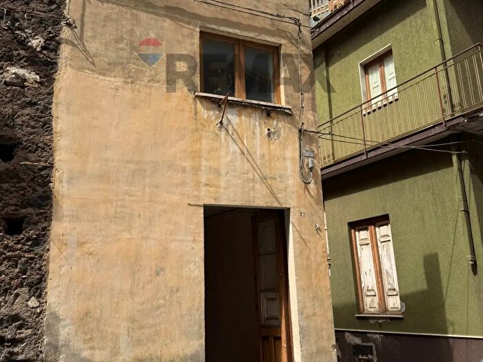 Casa bilocale in vendita in Cortile Mantova Sn, Biancavilla