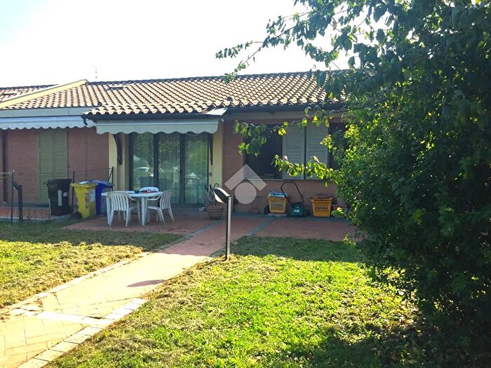 Casa trilocale in vendita in Str Bergamina, Parma