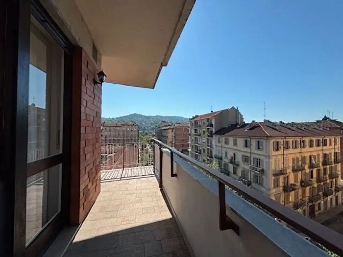 Appartamento bilocale in affitto in Corso Raffaello, Torino