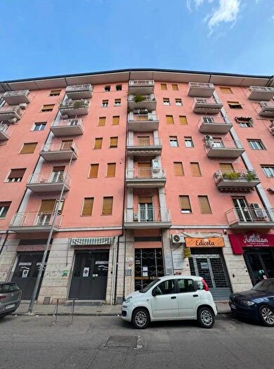 Appartamento quadrilocale in vendita in Via Medaglie dOro Cosenza, Cosenza