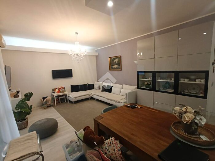 Appartamento quadrilocale in vendita in Via Visconti, Bellinzago Lombardo