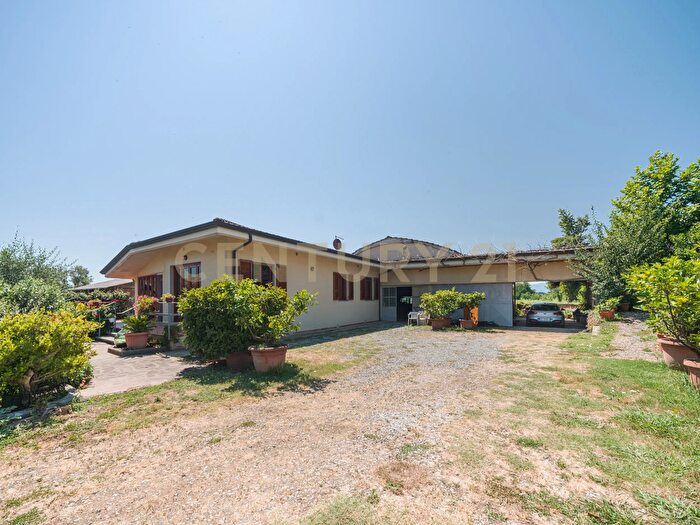 Casa con 5 locali in vendita in Via Romana Ovest, Porcari